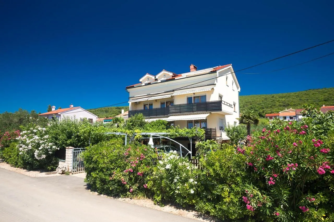Apartments Bei Manda Punat 0*,