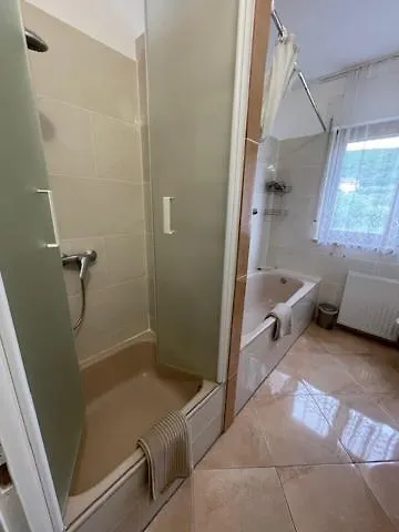 Apartments Bei Manda Punat 0*,